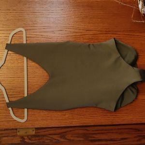 Londre one piece swimsuit Md tall green